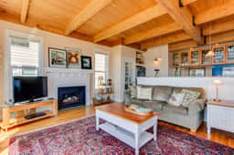 Pristine Home with Stunning Views Short Walk to Beach Right in Town - Image 2