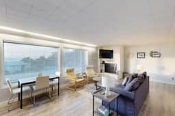Cozy Ocean-View Condo Near Beach & Coastal Events - Image 2