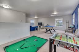 Ocean view home with pool table and fast WiFi steps to beach shops and eateries - Image 5
