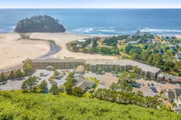 Dog friendly oceanfront condo with beach access and updated interior - Image 2