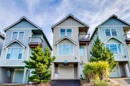 Classic Coastal Home with Ocean View in Quiet Neighborhood - Image 2