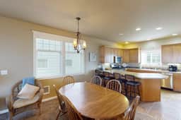 Classic Coastal Home with Ocean View in Quiet Neighborhood - Image 4
