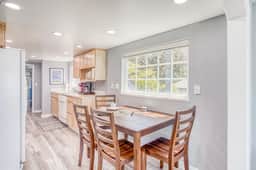 Incredible Ocean Views Free WiFi Great Location - Image 5