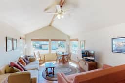 Family friendly house with ocean and beach views WiFi and steps away from the beach - Image 2