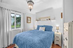 Coastal cottage in Rockaway Beach, steps to ocean - Image 4