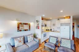 Oceanfront 2nd floor condo with ocean views balcony and seasonal beach access - Image 3