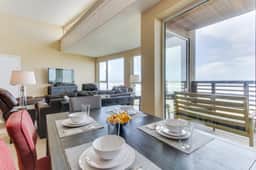 Contemporary oceanfront condo with amazing views dog friendly - Image 3