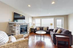 Newly Remodeled Condo with Marvelous Ocean Views Nearby Beach Access Dogs OK - Image 3