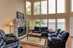 Dog Friendly Lakefront Vacation Home with Stunning Views and Spacious Deck - Image 2