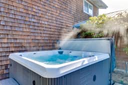Dog Friendly Home with Private Hot Tub and Game Room Near the Beach and Nedonna Lake - Image 2
