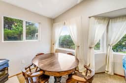 Dog friendly Home with Deck and Enclosed Yard Near Beach Access - Image 5