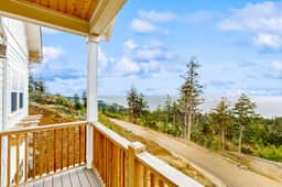 Family friendly home with ocean views private hot tub foosball table and gas grill - Image 2