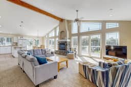Ocean side home steps from sand dog friendly - Image 2