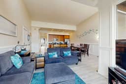 Elegant oceanfront condo with deck and extraordinary views dog friendly - Image 2