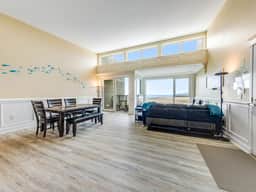 Elegant oceanfront condo with deck and extraordinary views dog friendly - Image 5