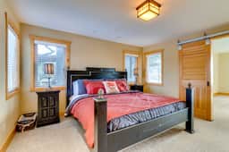 Lakefront home with furnished deck firepit and amazing views walk to the beach - Image 5
