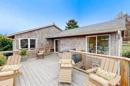 Spacious home with Ocean Views game room office deck patio and grill dogs ok - Image 4