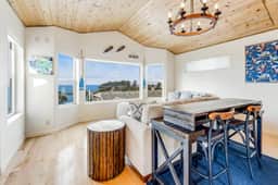 Luxury Dog Friendly Home with Ocean Views Gas Fireplace Jetted Tub Deck - Image 5