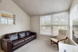 Modern two story dog friendly home located close to beaches and trails - Image 5