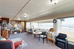 Oceanfront Escape | Million-Dollar Views, Family & Dog Friendly - Image 5
