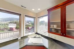 Expansive Beach Retreat 2 Decks and Balcony Corner Lot 50 to Ocean - Image 5
