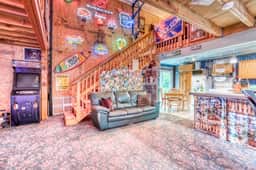 Incredibly Unique Bar Inspired Home with Private Hot Tub and near the Beach Dogs OK - Image 3