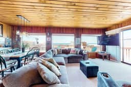 Rustic chic treasure with deck grill wood stove outdoor shower dogs ok - Image 2