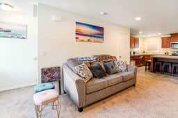Large and convenient duplex suite with central AC and with D walk 1 minute to beach - Image 2