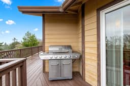 Three story ocean view home with balconies grill and open layout dog friendly - Image 4