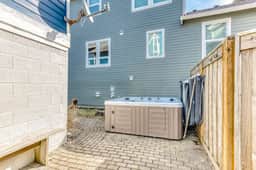 Ocean view home 1 block from the beach with hot tub deck and fireplace - Image 5