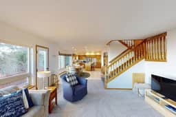 Relax and Enjoy Expansive Ocean Views from Your Own Private Retreat - Image 5