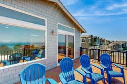 Sweeping ocean view home with fireplace grill and foosball table dog friendly - Image 4