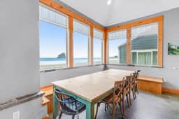 Gorgeous oceanfront home with incredible views of Haystack Rock dog friendly - Image 2