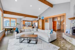 Gorgeous oceanfront home with incredible views of Haystack Rock dog friendly - Image 4