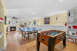 Family friendly home with game room, hot tub, steps to ocean - Image 4