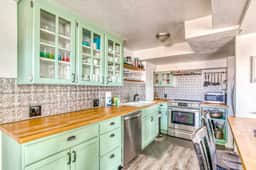 Ground floor condo 1 block from the beach with private patio dog friendly - Image 2