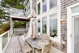 Gorgeous Home with Ocean Views Beach Access and Private Hot Tub - Image 2