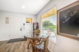 Entire oceanfront duplex with ocean view expansive deck and beach access - Image 4