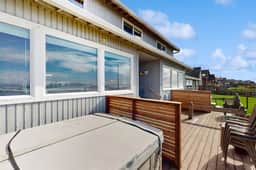 Beachfront ocean view duplex with private beach hot tub grill outdoor shower - Image 4