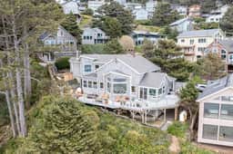 *New Listing* Breathtaking Views of Endless Ocean - Image 2