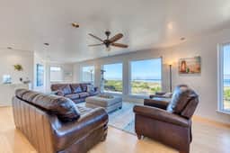 Oceanfront dog friendly beach house with game room and plenty of room - Image 3