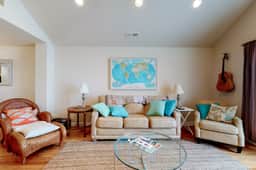 Ocean view townhouse 100 ft to beach with fireplace Ping Pong and private garage - Image 3