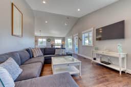 Newly built home with lake view and game room steps to downtown walk to beach - Image 4