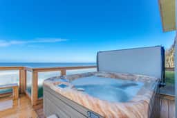Charming Oceanfront Two Story Home Private Hot Tub Deck Gas Grill and Views - Image 3