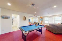 Dog friendly home with beautiful ocean view game room and easy beach access - Image 5
