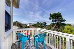 Dog Friendly Home, Ocean Views Walk to the Beach - Image 2