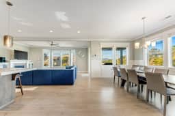 400 Feet to the Beach Gorgeous Home with Hot Tub 2 Decks and 4 Bedroom Suites - Image 5