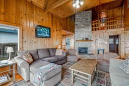 Coastal gem with ocean views easy walk to beach and WiFi - Image 4