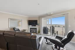 Waterfront Corner Condo with Fireplace and Ocean Views Close to Beach and Bay - Image 5