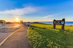 Cozy Oceanview Home with the Best Vistas in Road s End Dogs Welcome - Image 4